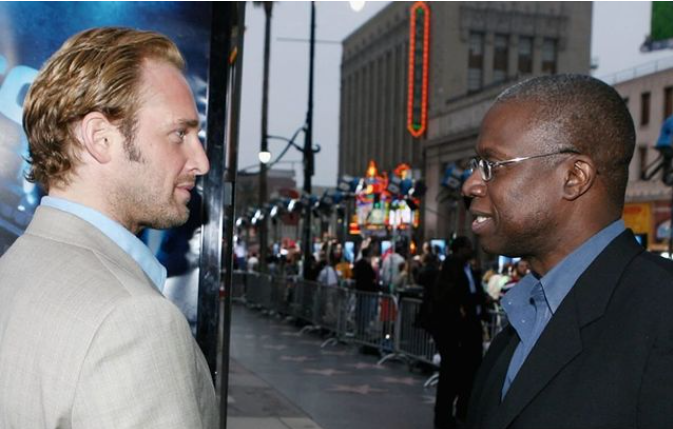 Умер знаменитый голливудский актер, сыгравший капитана Холта в &quot;Бруклине 9-9&quot;